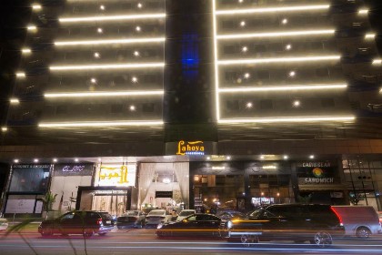 Lahoya Hotel - image 14