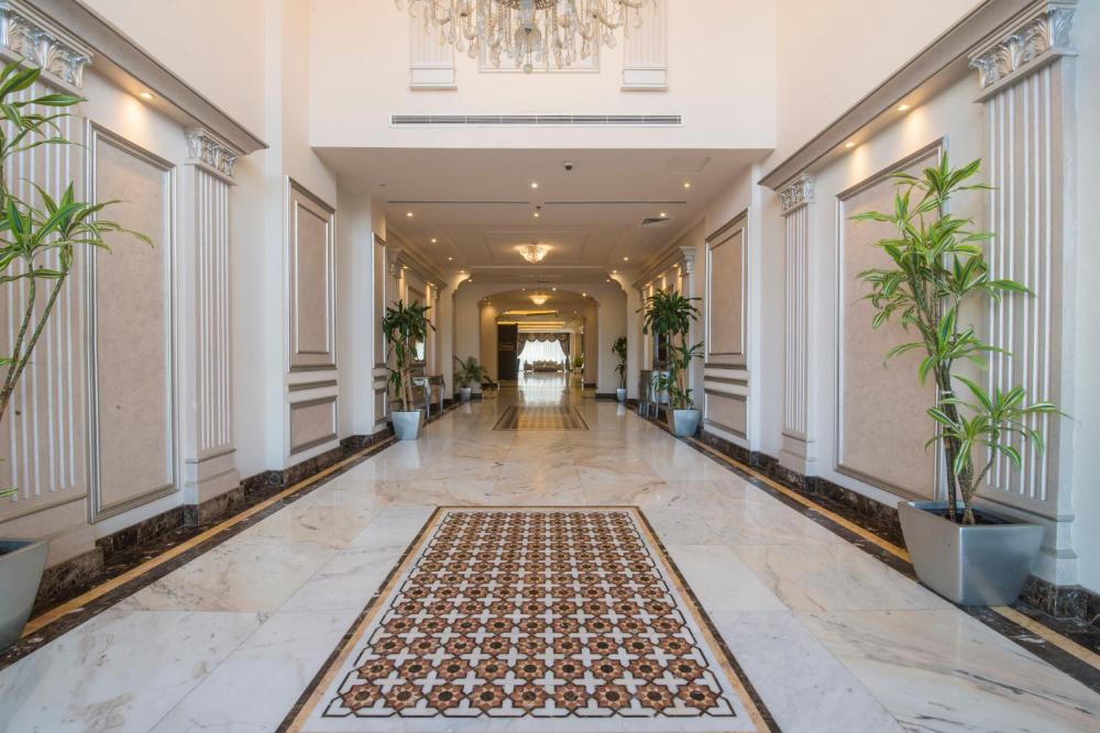 Lahoya Hotel - image 7
