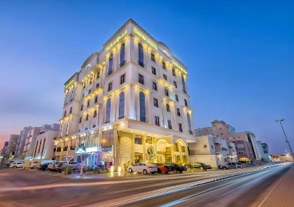 Sansa Hotel - image 1
