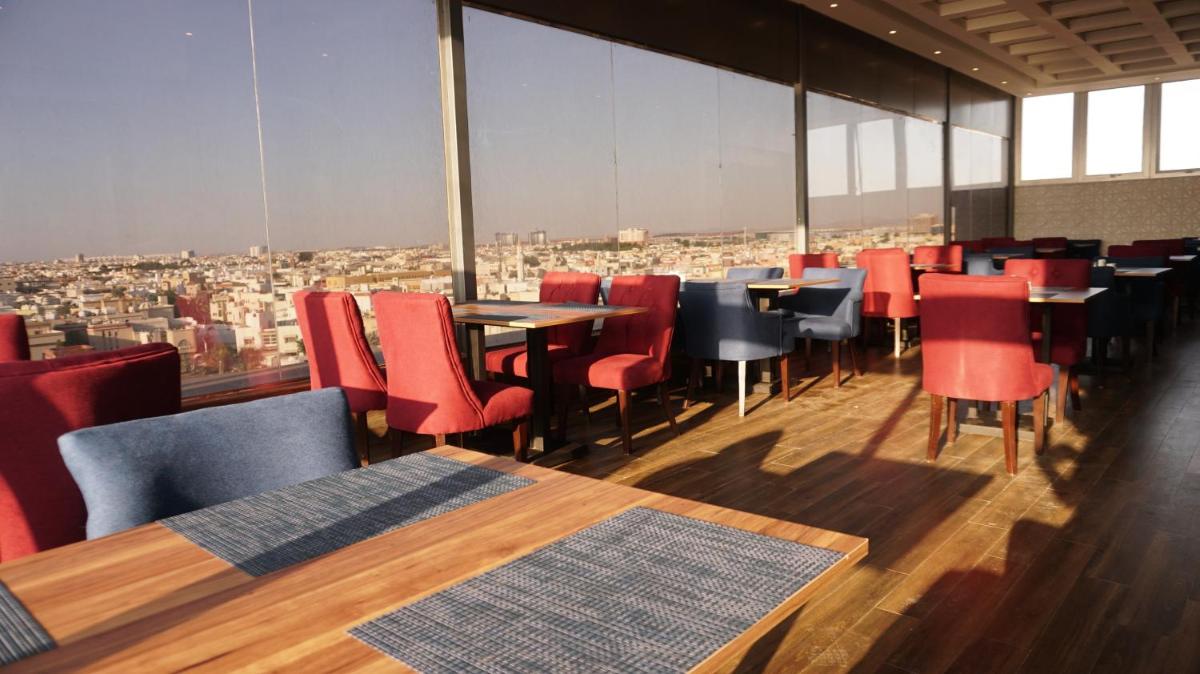 EVA Hotel - image 4