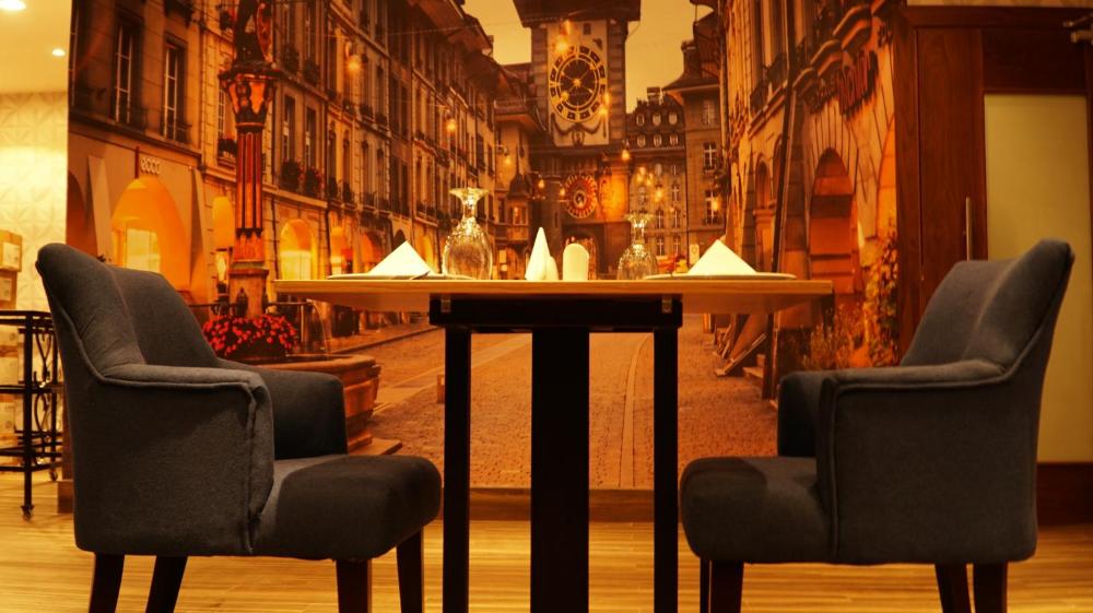 EVA Hotel - image 5