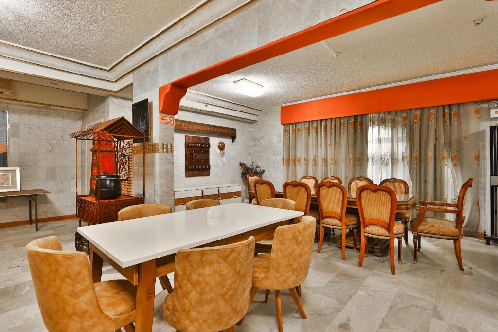 OYO 395 Al Hafof Hotel - image 5