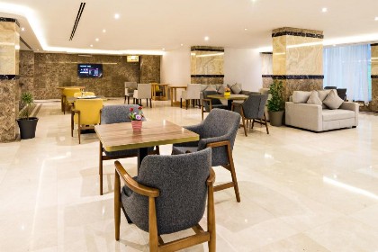Ozone hotel - image 6