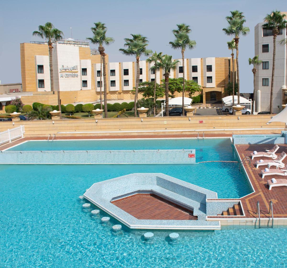 Al Corniche - main image