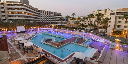 Al Corniche - image 19