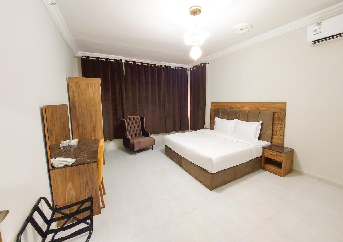 Iwan alandalusia hotel suites AlRehab - image 2