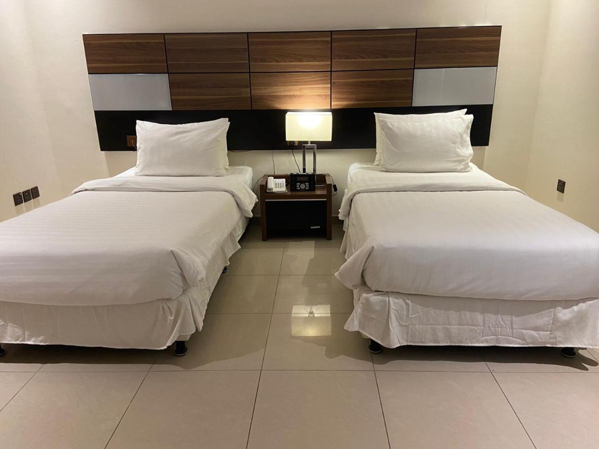 Friesian Hotel Suites - image 4