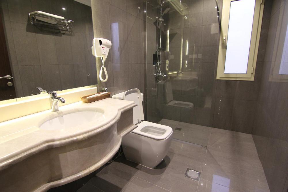 East Diamond Serviced Apartments - image 7