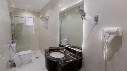 East Diamond Serviced Apartments - image 10