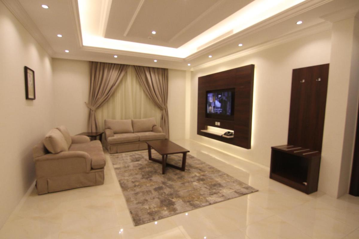 East Diamond Serviced Apartments - image 2