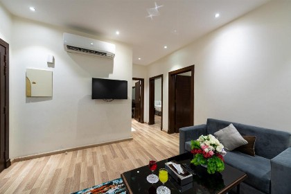 Holiday Plus Al Nuzha- هوليداي بلس النزهه - image 18