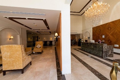 Holiday Plus Al Nuzha- هوليداي بلس النزهه - image 2