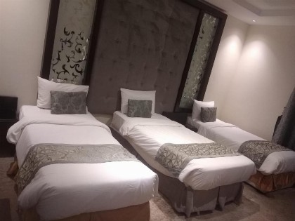Holiday Plus Al Nuzha- هوليداي بلس النزهه - image 4
