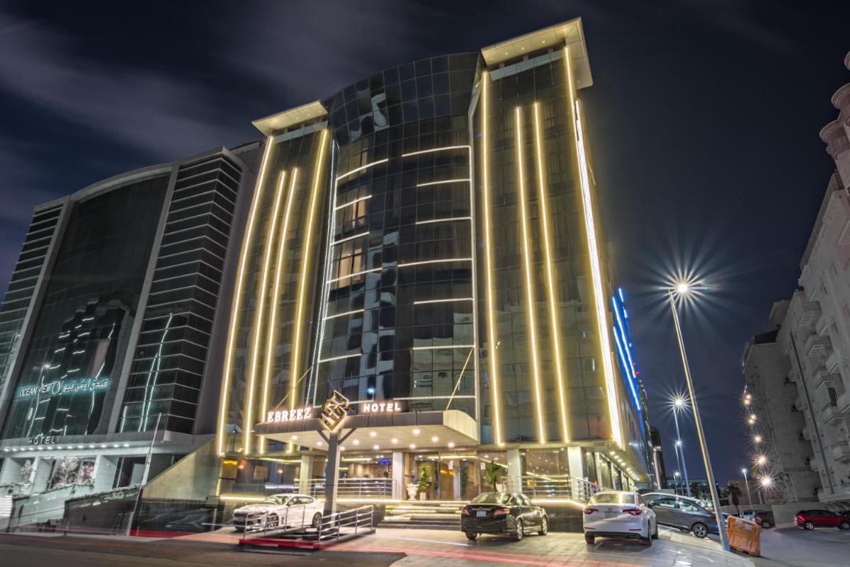 Ebreez Hotel - main image