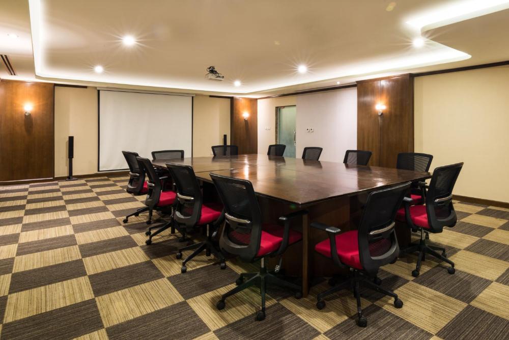 Ebreez Hotel - image 6