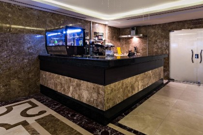 Ebreez Hotel - image 8