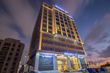 Mirnian Hotel - image 1