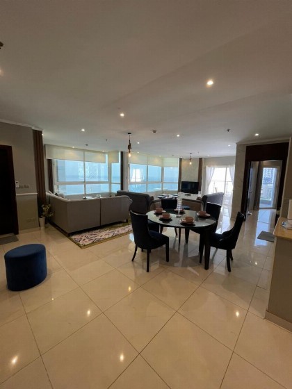 Sea-view Apartment - image 3