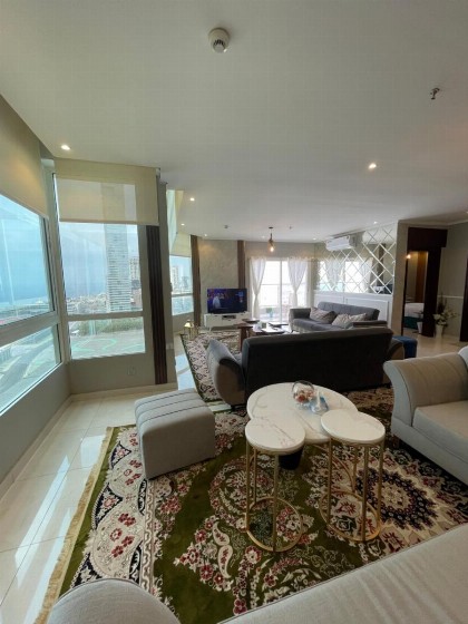 Sea-view Apartment - image 4