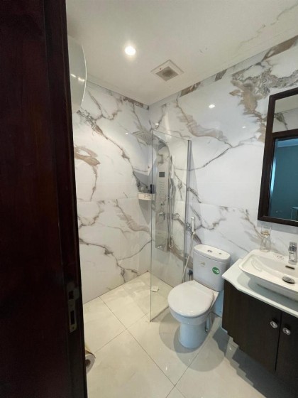 Sea-view Apartment - image 6
