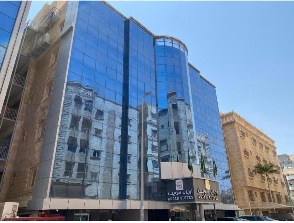 Arjan Suits Hotel 