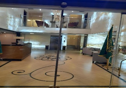 Arjan Suits Hotel  - image 3