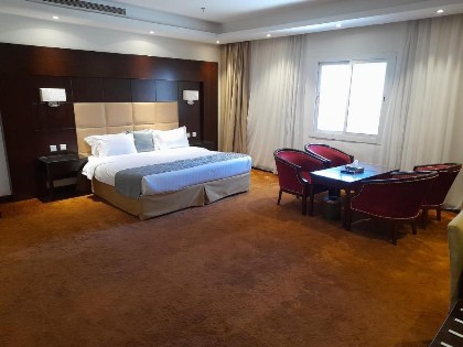 Arjan Suits Hotel  - image 6