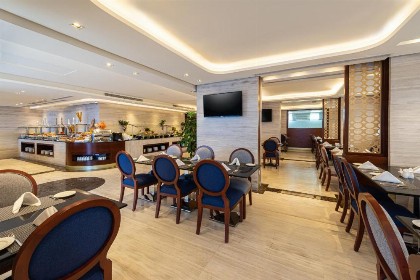Blue Diamond Hotel Jeddah - image 20