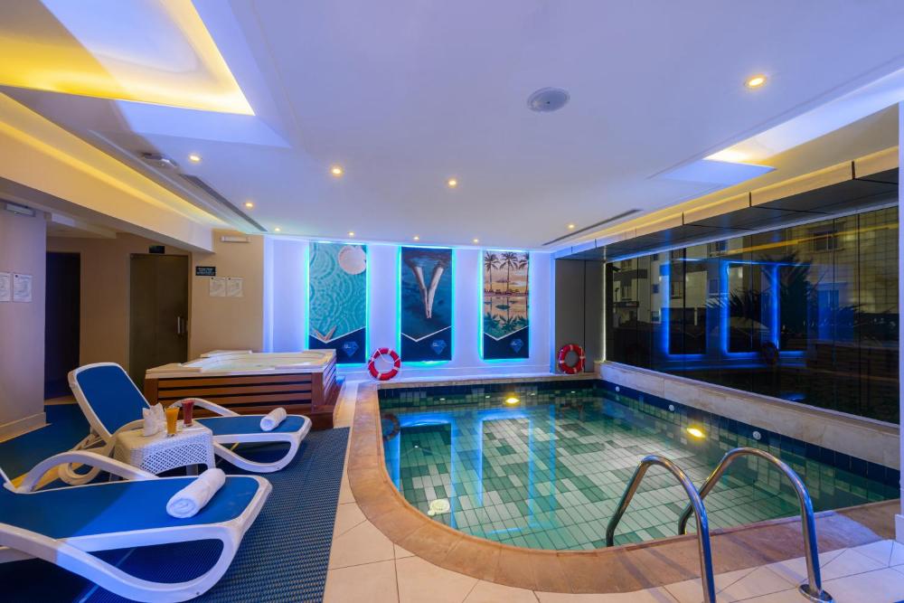 Blue Diamond Hotel Jeddah - image 7