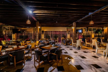Mora Hotel By Pioneer - image 2