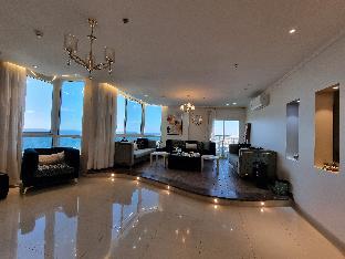 Apartment overlooking the sea and the FormulaTower - image 3