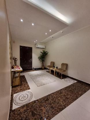 Apartment overlooking the sea and the FormulaTower - image 5