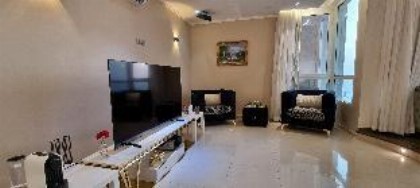 Apartment overlooking the sea and the FormulaTower - image 7