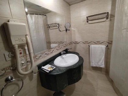 فندق روتانة الفرسان بالحمرا - image 16