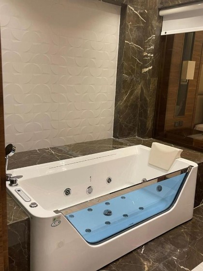 Weekend Hotel Sari - image 13