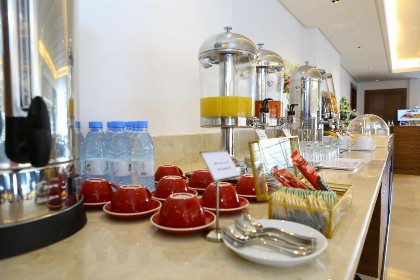 Weekend Hotel Sari - image 2