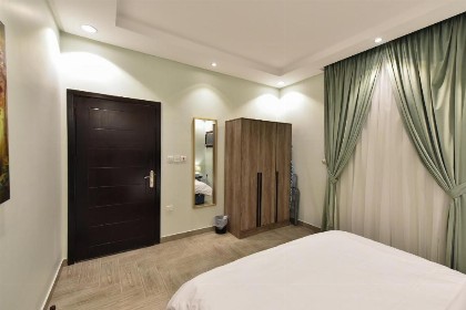 Luxury apartment Rentals - image 14