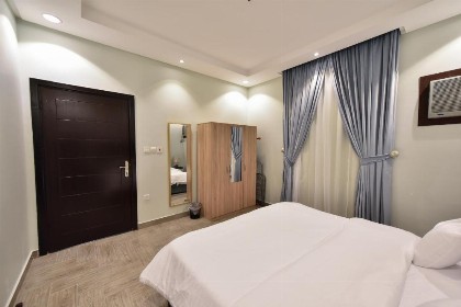 Dream Palace 105 - image 12