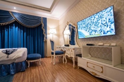 WA Hotel - image 12