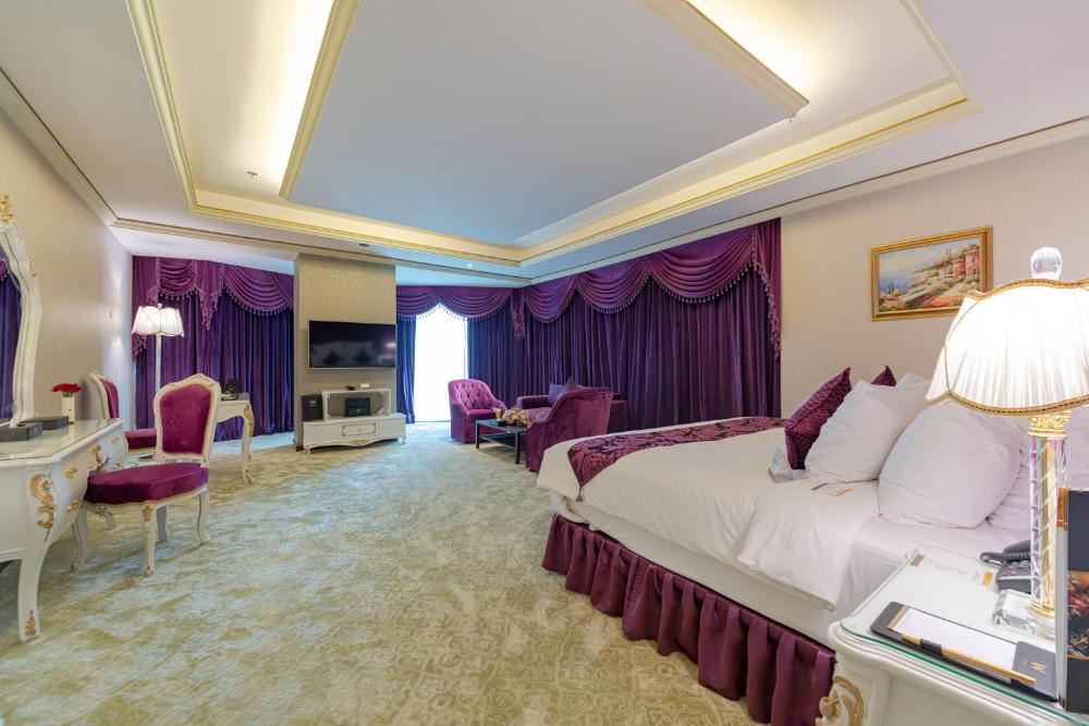 WA Hotel - image 6