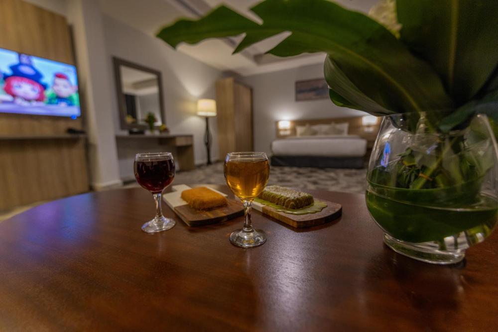 Laten Suites Al Salim Plaza - image 5