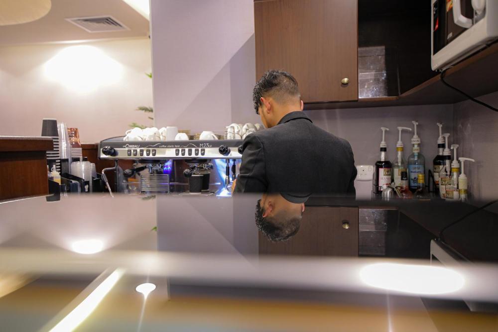 Laten Suites Al Salim Plaza - image 6