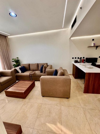 Damac Apartment شقة مع جاكوزي بإطلالة بحرية - image 12