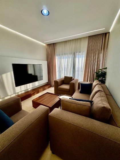 Damac Apartment شقة مع جاكوزي بإطلالة بحرية - image 18