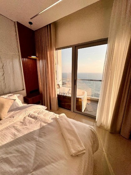 Damac Apartment شقة مع جاكوزي بإطلالة بحرية - image 19