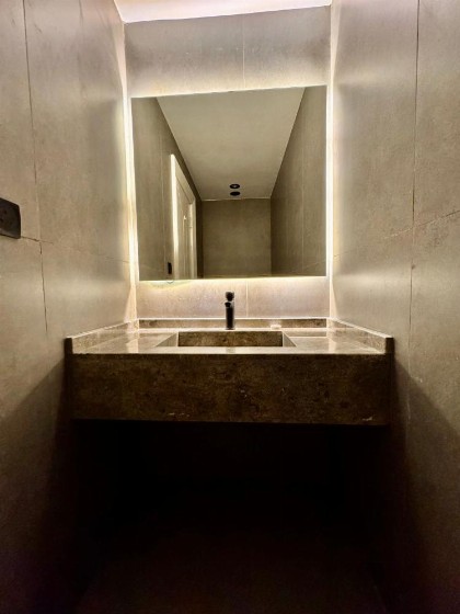 Damac Apartment شقة مع جاكوزي بإطلالة بحرية - image 8