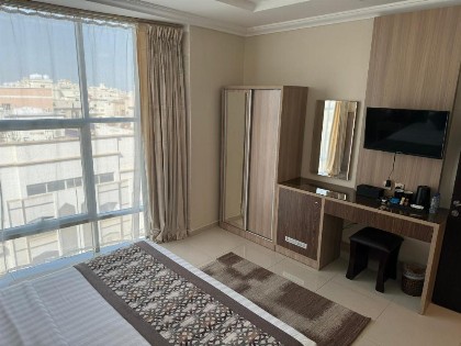 PRIMOTEL Suites As Salamah - image 12