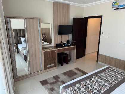 PRIMOTEL Suites As Salamah - image 16