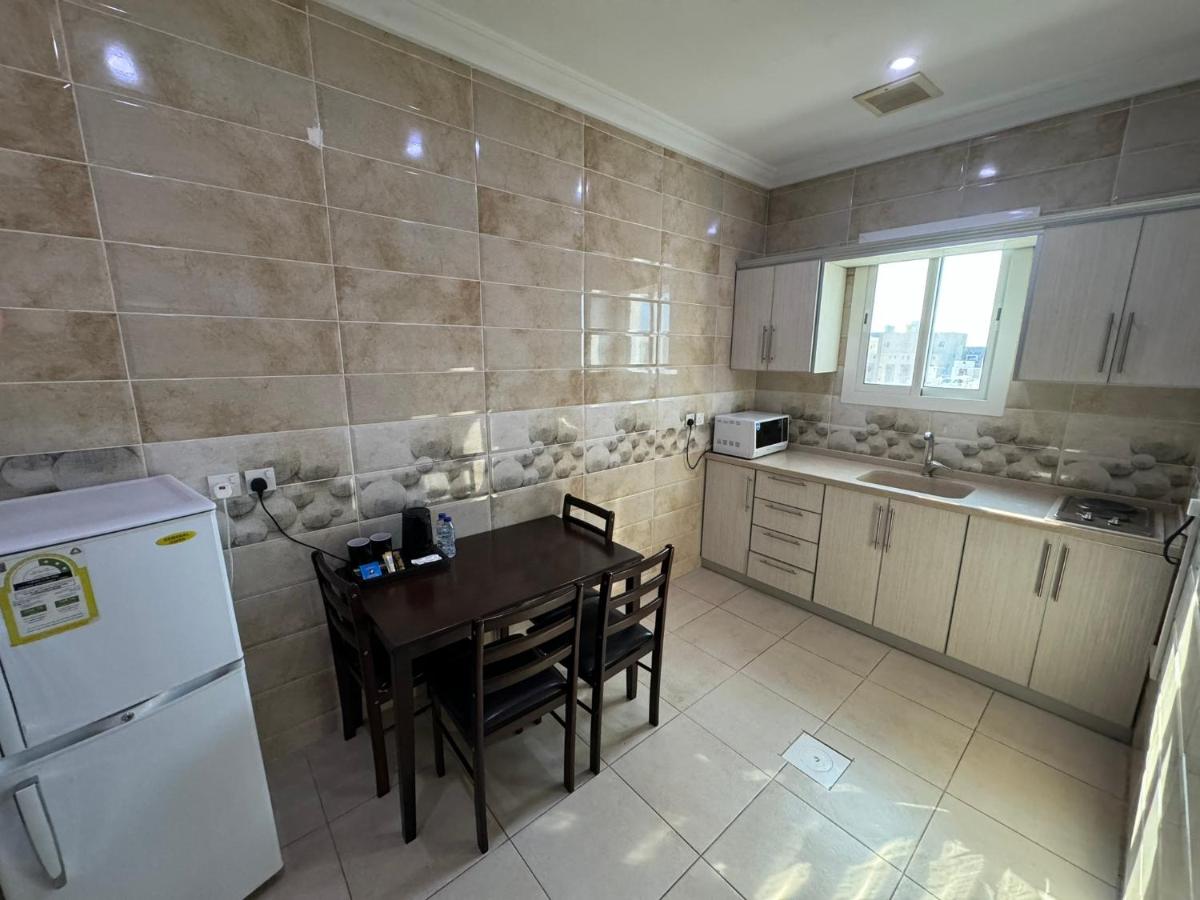PRIMOTEL Suites As Salamah - image 2