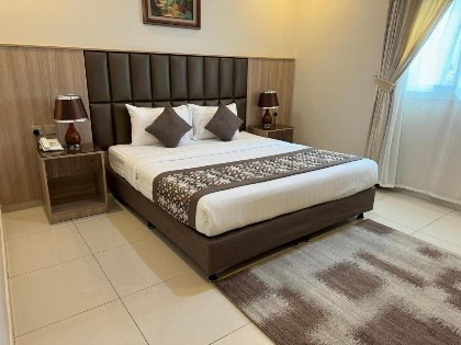 PRIMOTEL Suites As Salamah - image 4